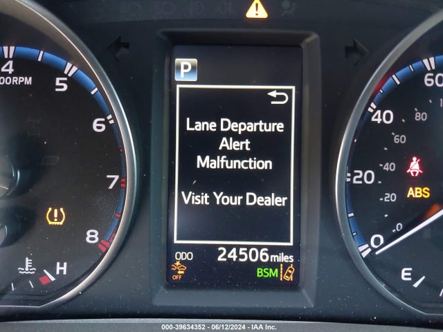 Toyota Rav4 Xle 2018 2T3RFREV6JW845236 Image 15