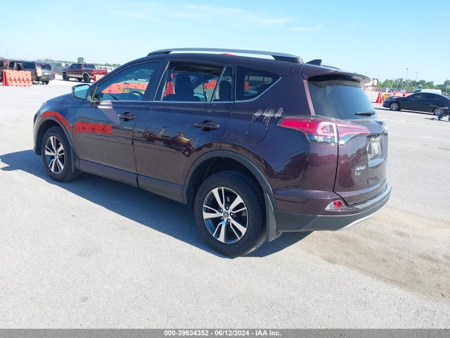 Toyota Rav4 Xle 2018 2T3RFREV6JW845236 Image 3