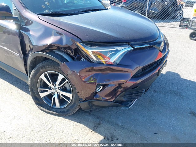Toyota Rav4 Xle 2018 2T3RFREV6JW845236 Image 6