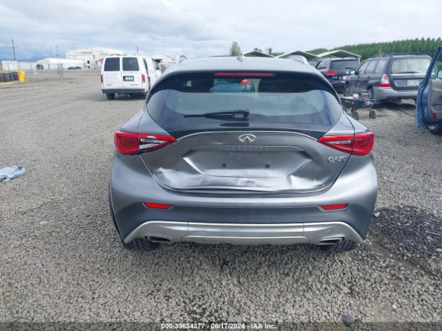 SJKCH5CRXHA026461 Infiniti Qx30 Luxury