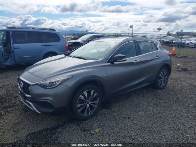 SJKCH5CRXHA026461 Infiniti Qx30 Luxury