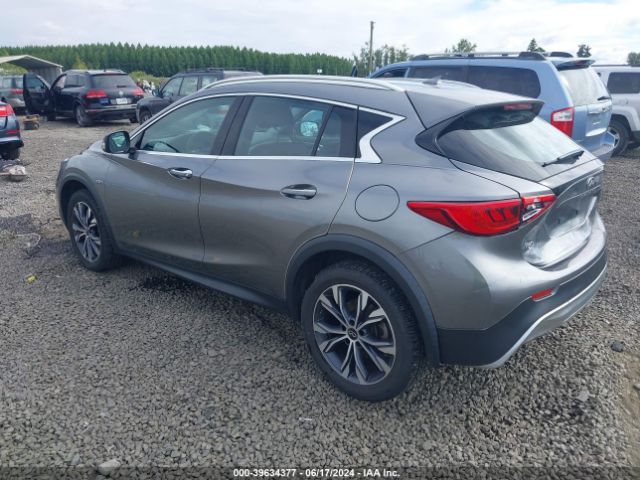 SJKCH5CRXHA026461 Infiniti Qx30 Luxury