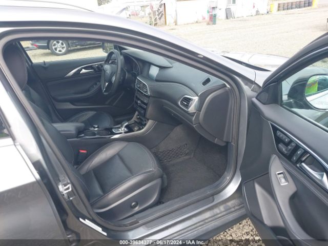 SJKCH5CRXHA026461 Infiniti Qx30 Luxury