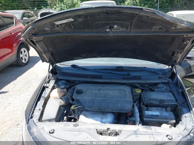 1C3CCCBB0FN550867 Chrysler 200 S