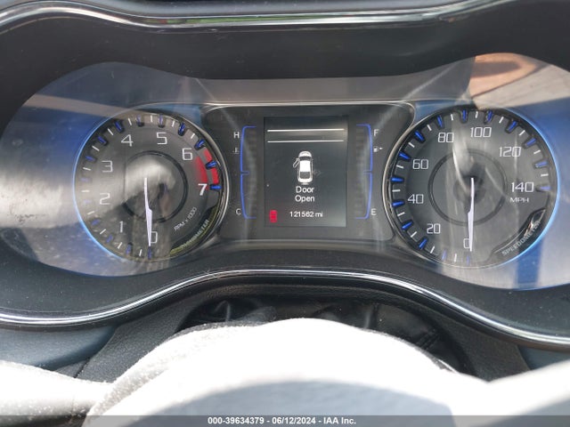 1C3CCCBB0FN550867 Chrysler 200 S