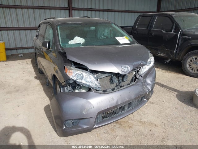 Toyota Sienna Le 8 Passenger 2017 5TDKZ3DC8HS816516 Image 6