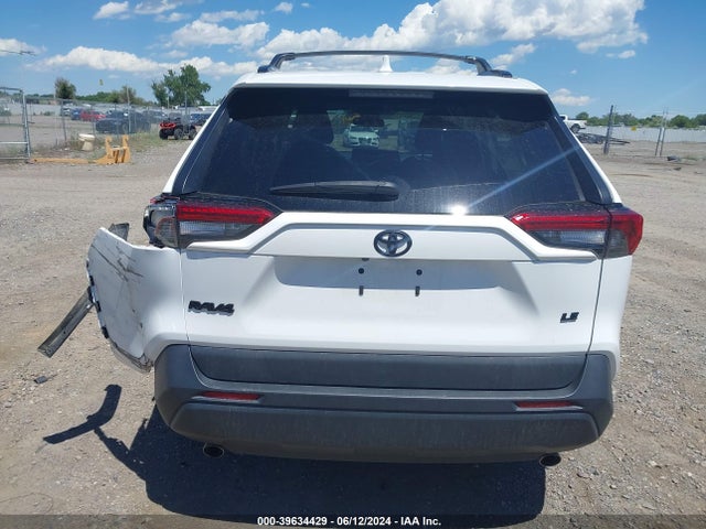 Toyota RAV4 LE 2019 2T3H1RFV6KC018655 Image 16