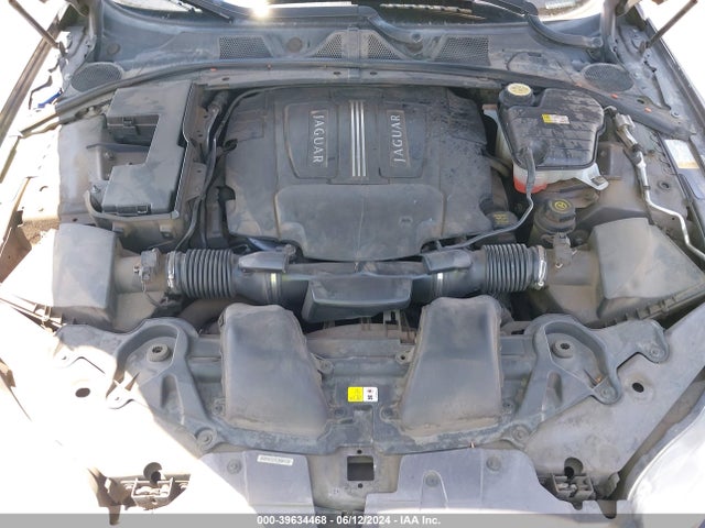 2010 JAGUAR XF SAJWA0GB4ALR75858 Photo 9