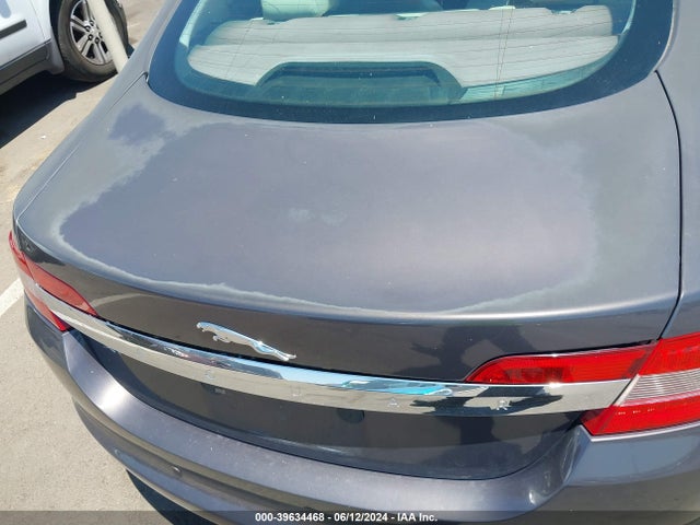 2010 JAGUAR XF SAJWA0GB4ALR75858 Photo 5