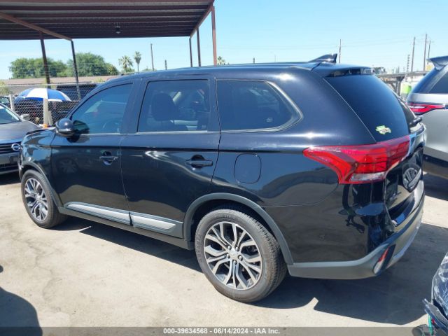 JA4AD3A36HZ068226 Mitsubishi Outlander Se