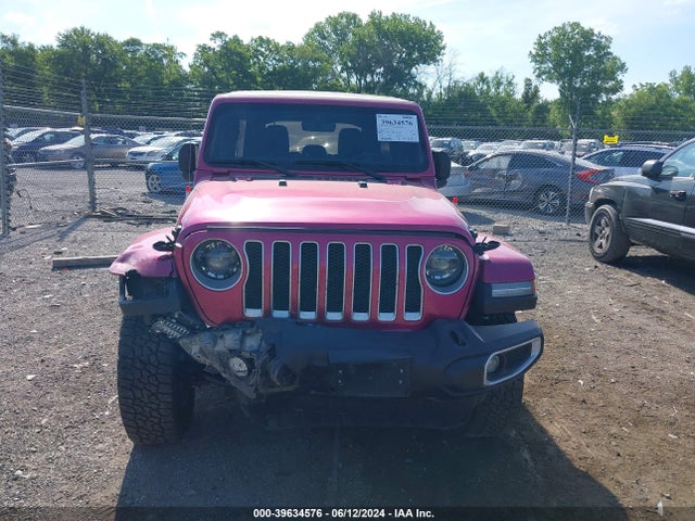 1C4HJXENXNW121250 Jeep Wrangler Unlimited Sahara 4x4