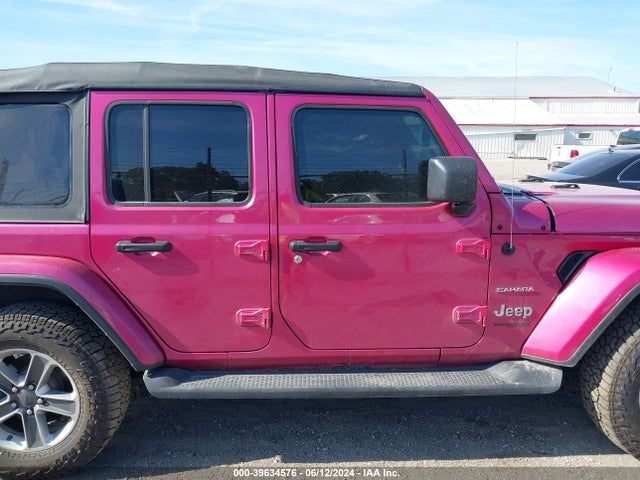 1C4HJXENXNW121250 Jeep Wrangler Unlimited Sahara 4x4