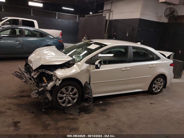 Toyota COROLLA LE 2022 5YFEPMAE9NP312396 Image 14