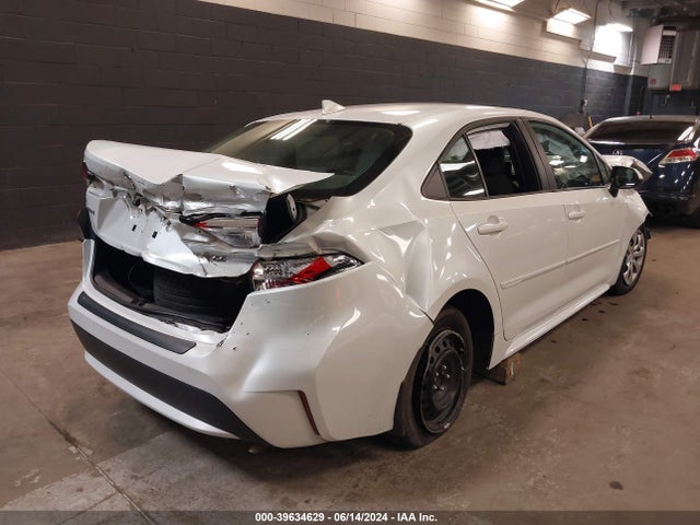 Toyota COROLLA LE 2022 5YFEPMAE9NP312396 Image 4