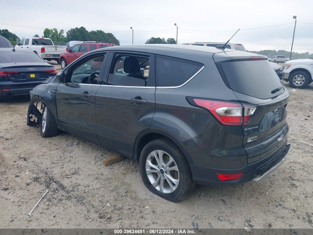 Ford ESCAPE SE 2017 1FMCU0G91HUC42494 Image 3