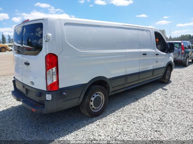 1FTYE9ZM5HKA23711 Ford Transit-150