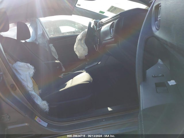 Toyota COROLLA LE 2019 5YFBURHE6KP873732 Image 5