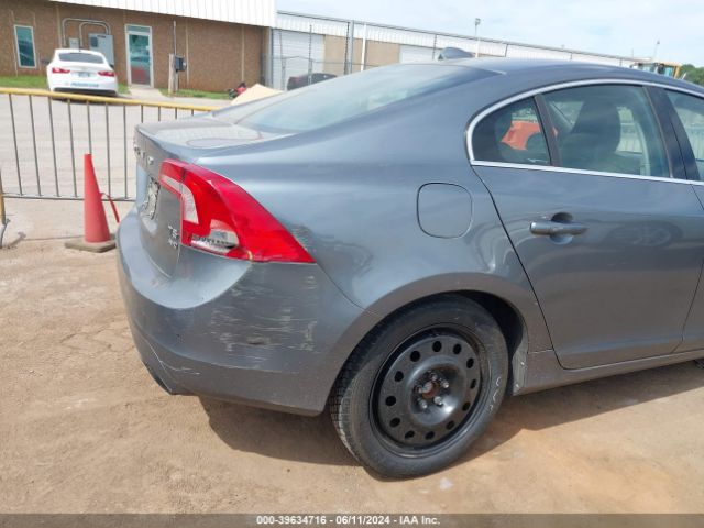 YV1612TK6G2407359 Volvo S60 T5 Premier