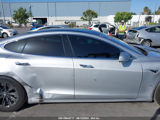 Tesla Model S 100d/75d/p100d 2018 5YJSA1E24JF281941 Image 13