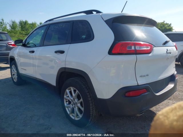 1C4PJMAB2GW170807 Jeep Cherokee Sport