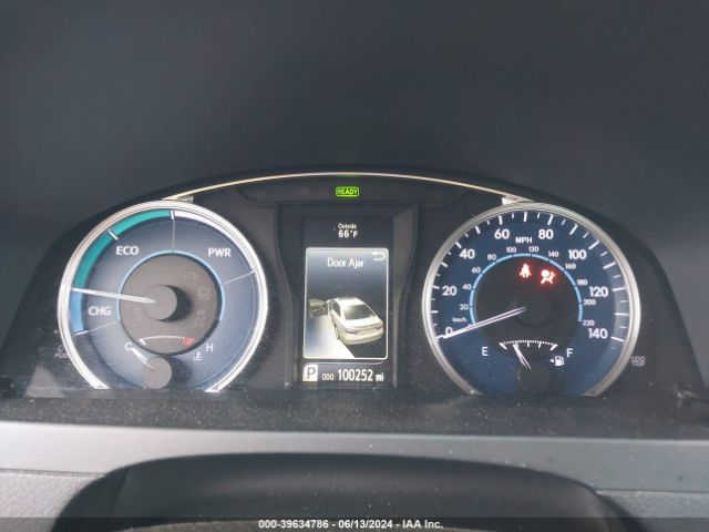 4T1BD1FK8HU202094 Toyota Camry Hybrid Le