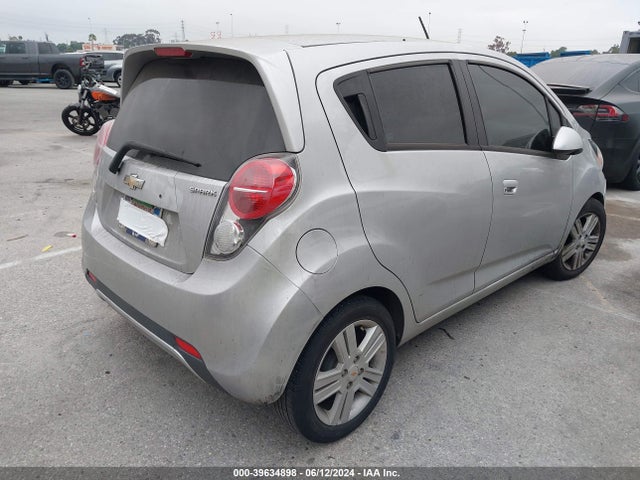 Chevrolet Spark Ls Cvt 2015 KL8CB6S92FC741465 Image 4