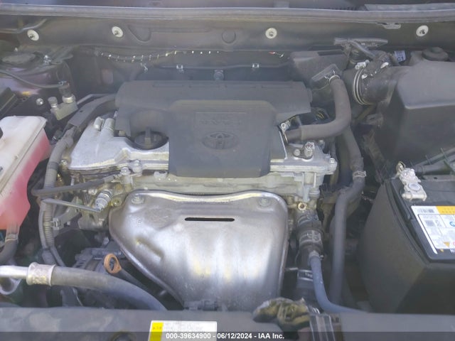 Toyota RAV4 LE 2018 2T3BFREV4JW711438 Image 10