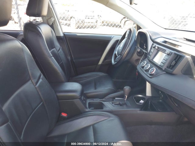 Toyota RAV4 LE 2018 2T3BFREV4JW711438 Image 5