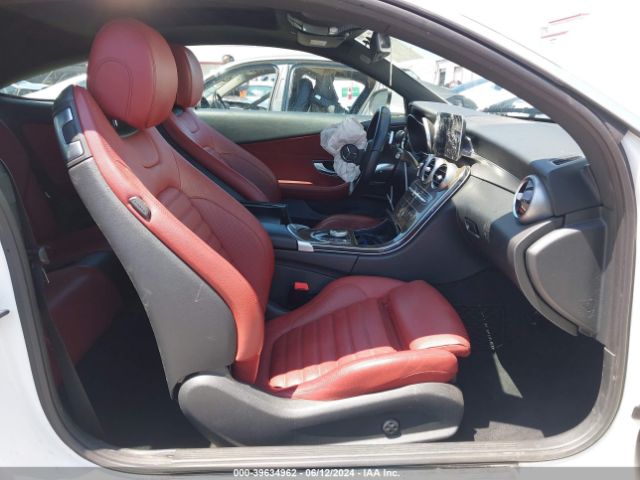 WDDWJ8DB5KF781315 Mercedes-Benz C 300