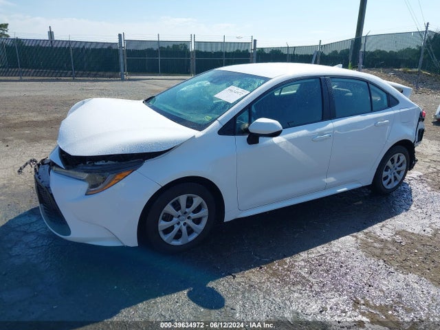 Toyota COROLLA LE 2021 5YFEPMAE4MP244684 Image 2