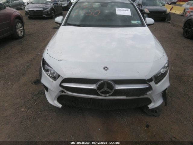 W1K3G4FB3LW043084 Mercedes-Benz A 220 4matic