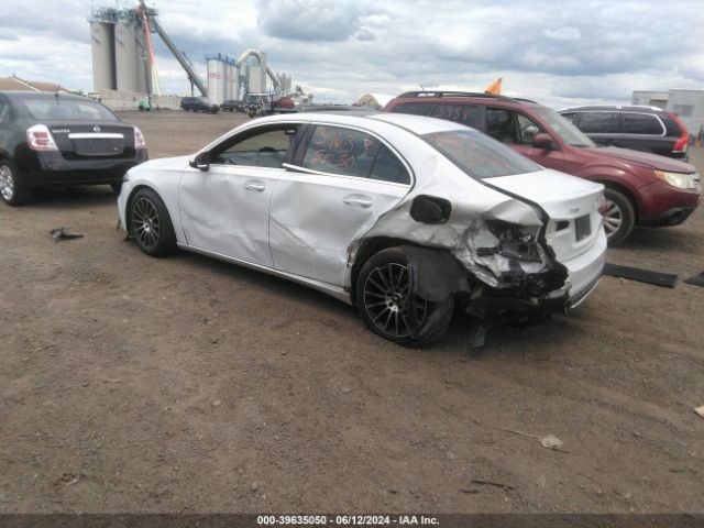 W1K3G4FB3LW043084 Mercedes-Benz A 220 4matic