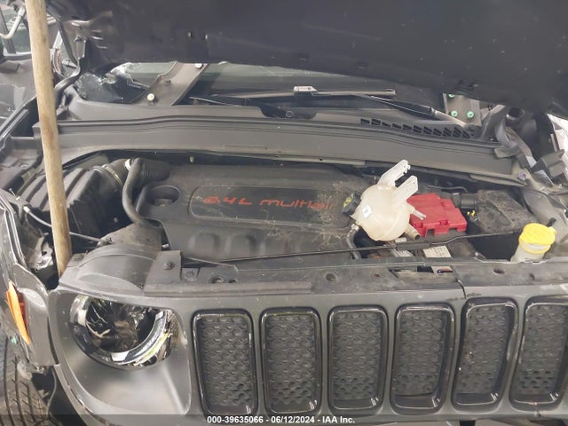 ZACNJBBBXKPK01900 Jeep Renegade Altitude 4x4