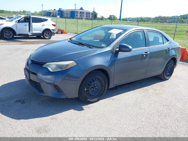 Toyota COROLLA LE 2015 5YFBURHE3FP288760 Image 2