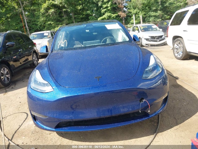 7SAYGDEFXNF308131 Tesla Model Y Performance Dual Motor All-wheel Drive