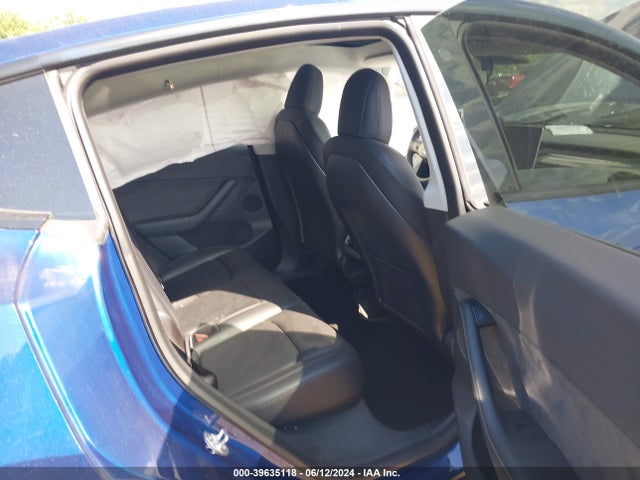 7SAYGDEFXNF308131 Tesla Model Y Performance Dual Motor All-wheel Drive