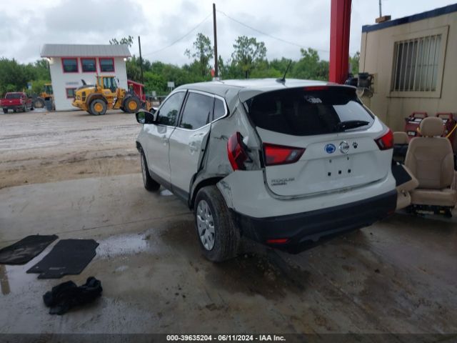 JN1BJ1CP6KW217642 Nissan Rogue Sport S