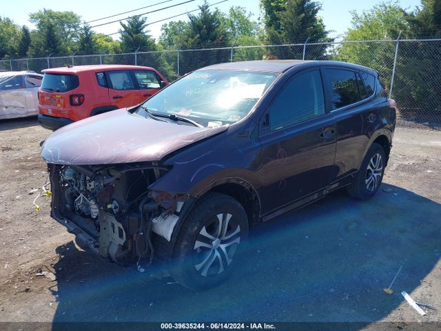 Toyota RAV4 LE 2018 2T3BFREVXJW737574 Image 2