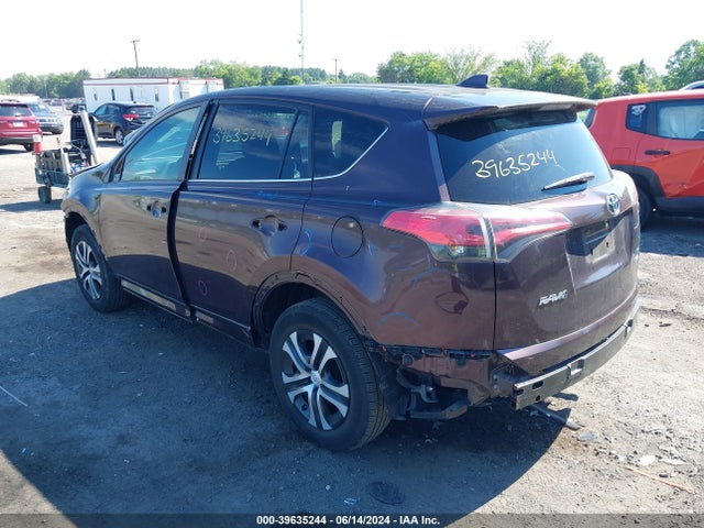 Toyota RAV4 LE 2018 2T3BFREVXJW737574 Image 3