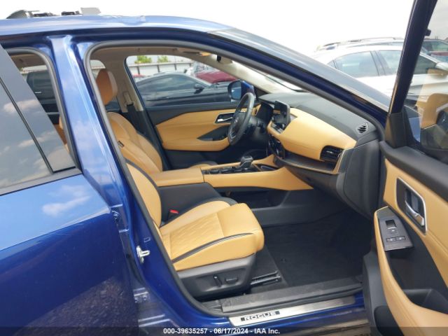 JN8BT3DD7NW274268 Nissan Rogue Platinum Intelligent Awd