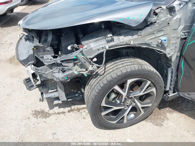 Toyota C-HR XLE 2018 NMTKHMBX8JR012686 Image 6
