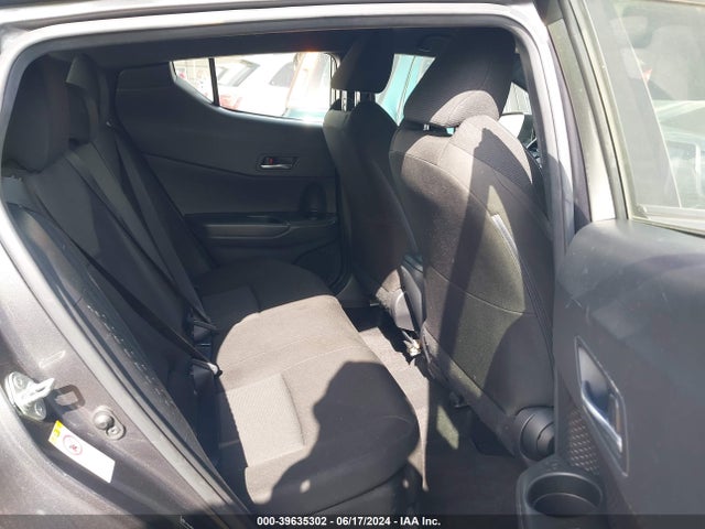 Toyota C-HR XLE 2019 JTNKHMBX6K1032981 Image 8