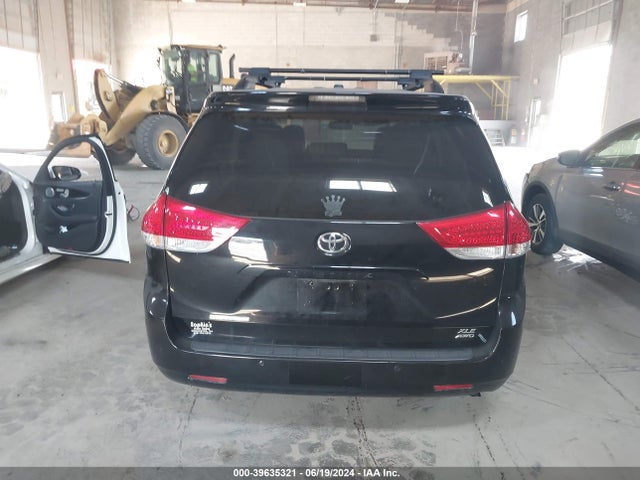 Toyota Sienna Xle 7 Passenger 2014 5TDDK3DC5ES073709 Image 17