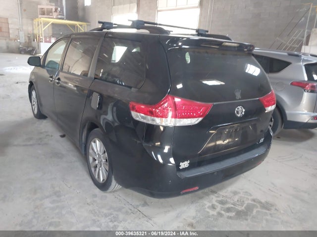 Toyota Sienna Xle 7 Passenger 2014 5TDDK3DC5ES073709 Image 3