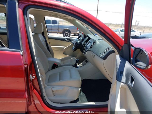 WVGAV7AX6GW069174 Volkswagen TIGUAN S