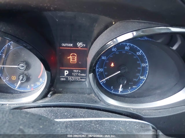 Toyota Corolla S Plus 2016 5YFBURHE8GP421501 Image 16