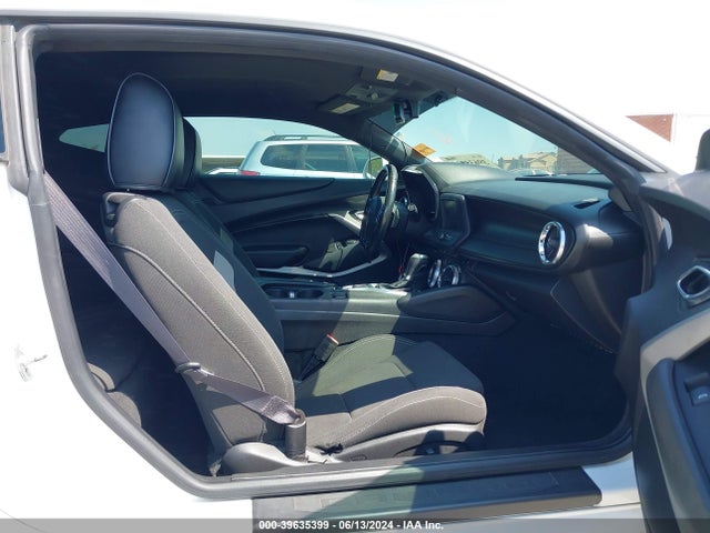 Chevrolet Camaro 1lt 2016 1G1FB1RS9G0185862 Image 5