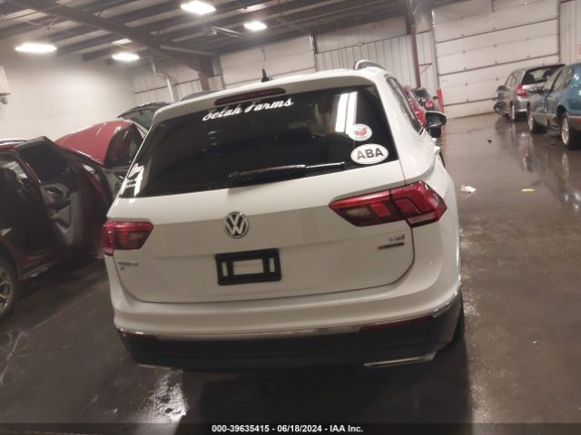 3VV2B7AX7JM119834 Volkswagen Tiguan 2.0t Se/2.0t Sel