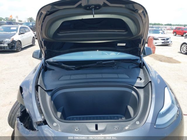 2024 TESLA MODEL Y 7SAYGAEE8RF030910 Photo 9
