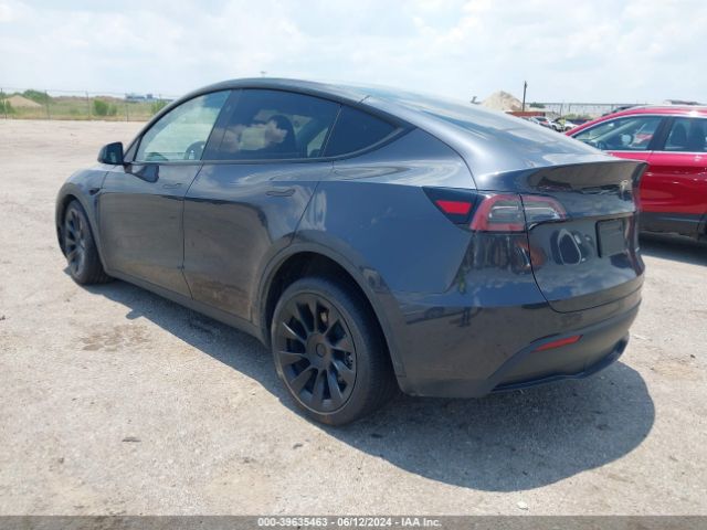 2024 TESLA MODEL Y 7SAYGAEE8RF030910 Photo 2